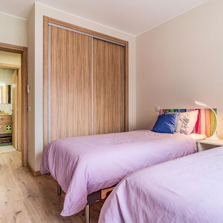 Sunny Brand New 2-Bedroom Apt - 500M From Praia Da Rocha With Ac And Pool! Portimão Eksteriør billede