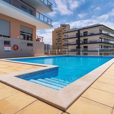 Sunny Brand New 2-Bedroom Apt - 500M From Praia Da Rocha With Ac And Pool! Portimão Eksteriør billede