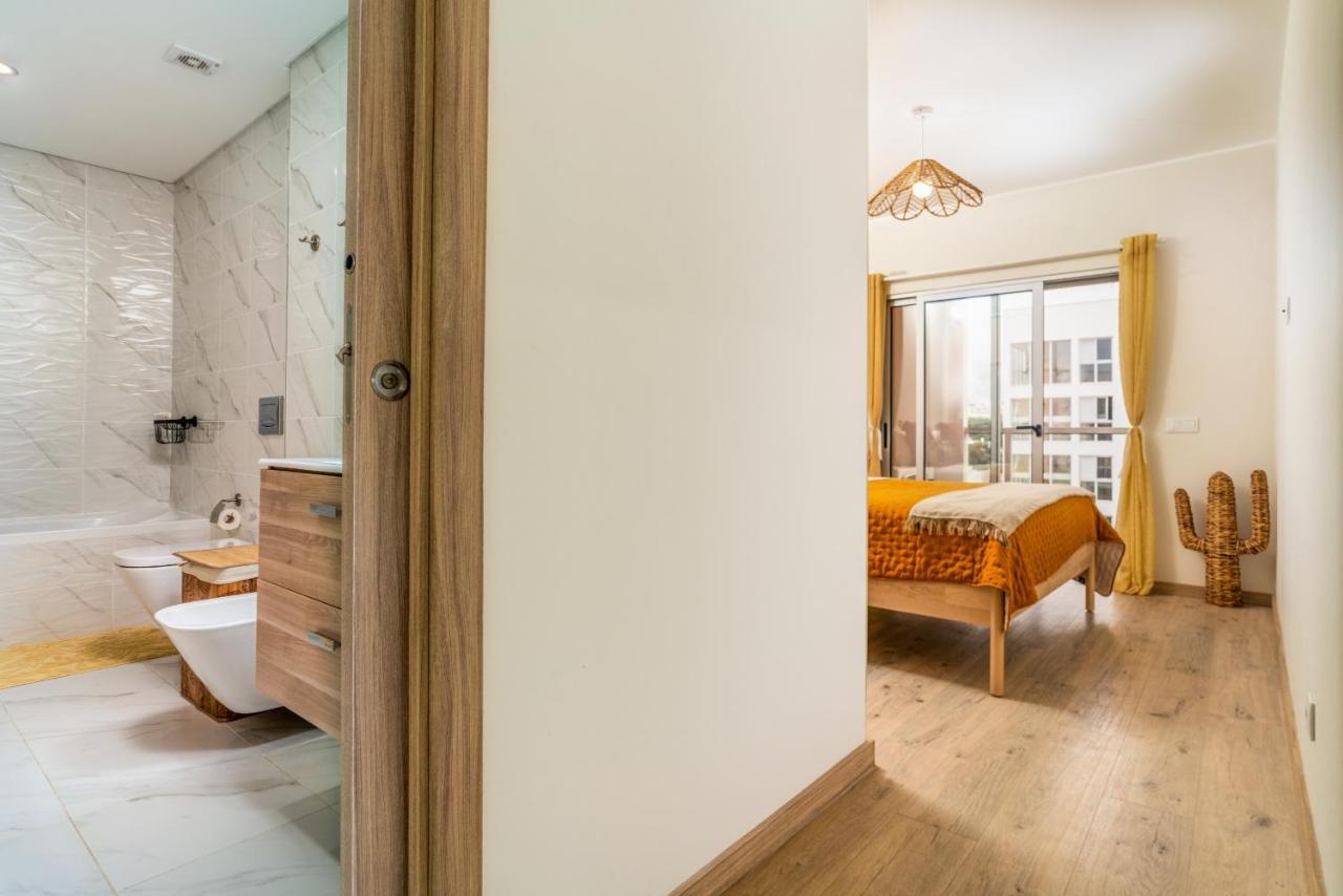 Sunny Brand New 2-Bedroom Apt - 500M From Praia Da Rocha With Ac And Pool! Portimão Eksteriør billede