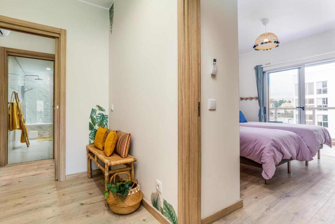 Sunny Brand New 2-Bedroom Apt - 500M From Praia Da Rocha With Ac And Pool! Portimão Eksteriør billede